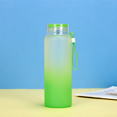 Αγορά Σθεναρό 550ml γυάλινο μπουκάλι νερού με προστατευτικό σλικόνιο μανίκι Πολλαπλές χρήσεις Παγωμένο μπουκάλι νερού με κάλυμμα από μπαμπού Ελαφρύ Eco φιλικό online manufacture