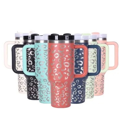 Αγορά Περιβαλλοντικά φιλικό 40 Oz Ατσάλινο Tumbler Με Κελετή Απομονωμένο Απλό Σύγχρονο Leopard Tumbler 1200ml Φορητό Μεγάλη χωρητικότητα ταιριάζει στις περισσότερες συσκευές ποτηριών αυτοκινήτων διαδικτυακή κατασκευή